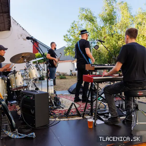 Fotka z galérie Sad LIVE! 2026