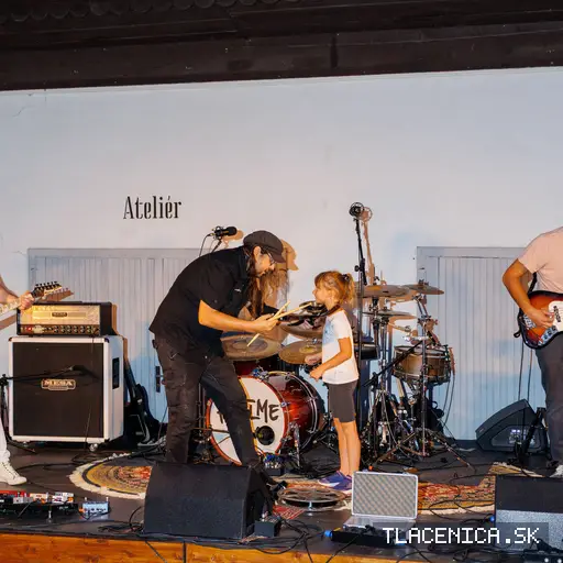 Fotka z galérie Sad LIVE! 2026